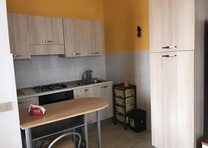 90ss Apartament Ρέτζιο ντι Καλάμπρια